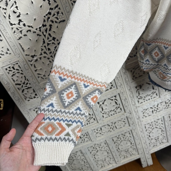 The Village Aztec Geometric Slouchy Oversized Boho Button Up Cardigan Sz Large - Picture 4 of 8